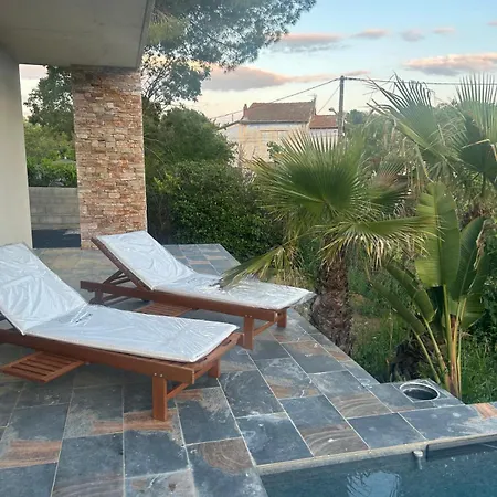 Palmeraie 240m2 Piscine Jacuzzi فيلة *